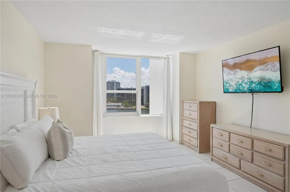3505 S OCEAN DR #604 Hollywood, FL 33019