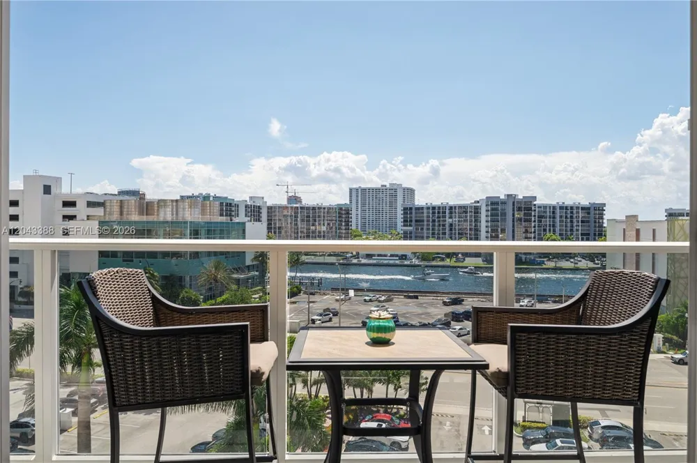 3505 S OCEAN DR #604 Hollywood, FL 33019
