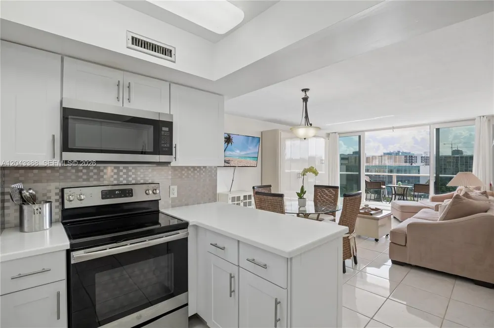 3505 S OCEAN DR #604 Hollywood, FL 33019