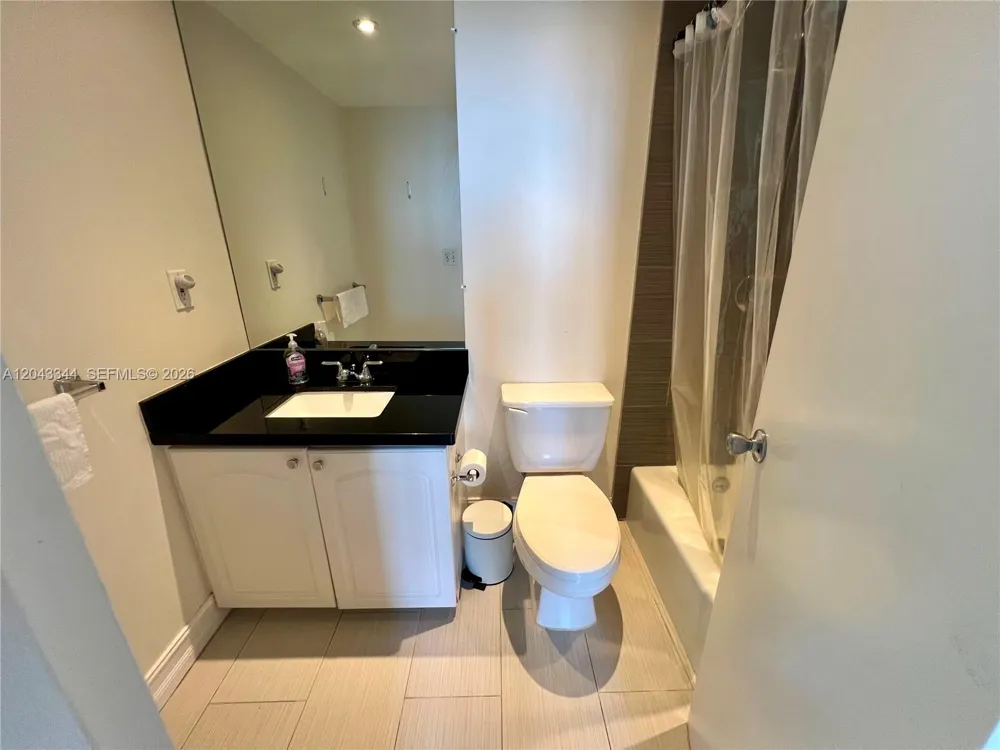 3801 S Ocean Dr #11M Hollywood, FL 33019