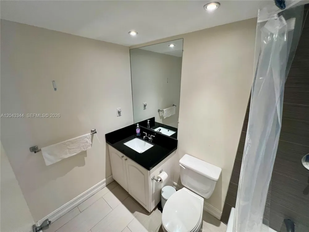 3801 S Ocean Dr #11M Hollywood, FL 33019