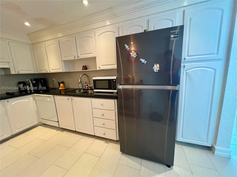 3801 S Ocean Dr #11M Hollywood, FL 33019