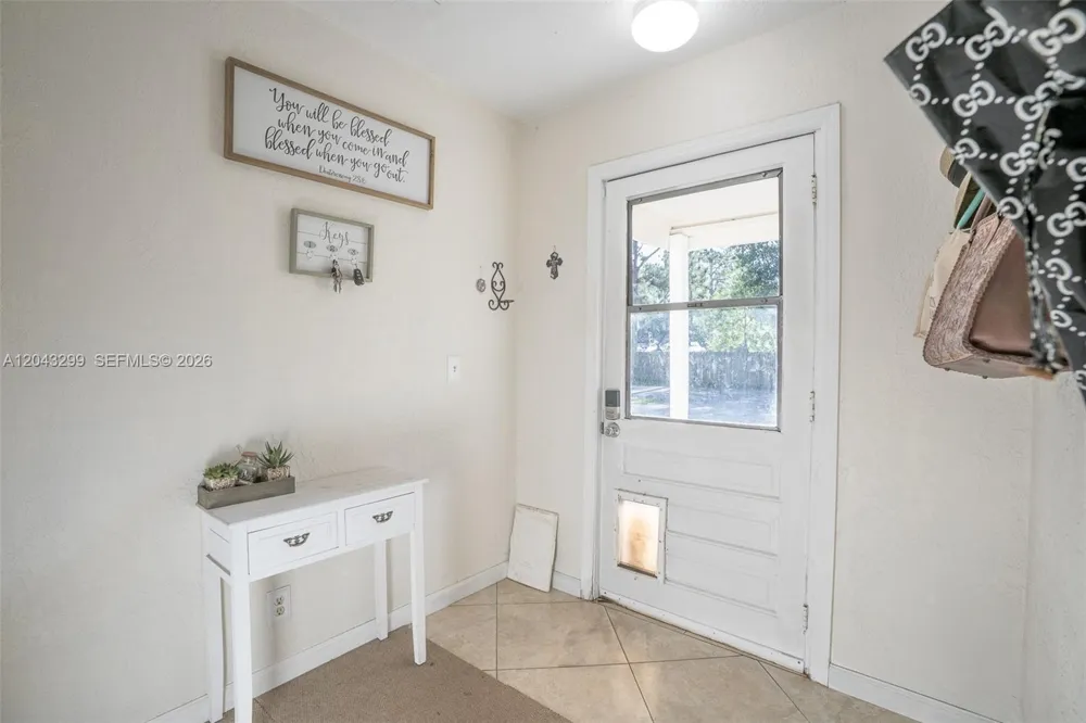 15160 Scotts Pl Loxahatchee, FL 33470