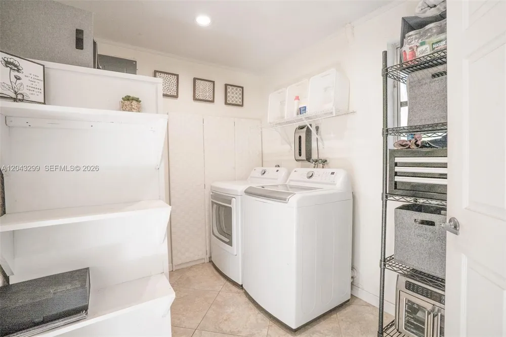 15160 Scotts Pl Loxahatchee, FL 33470