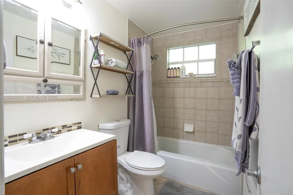 15160 Scotts Pl Loxahatchee, FL 33470
