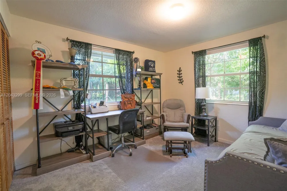 15160 Scotts Pl Loxahatchee, FL 33470