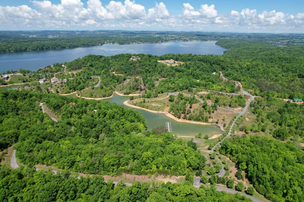 78 Stone Bridge Dandridge, TN 37725