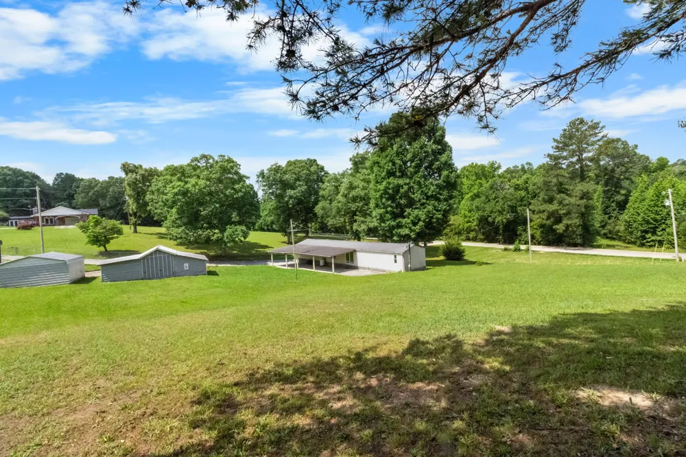 7215 Spooky Lane Ooltewah, TN 37363