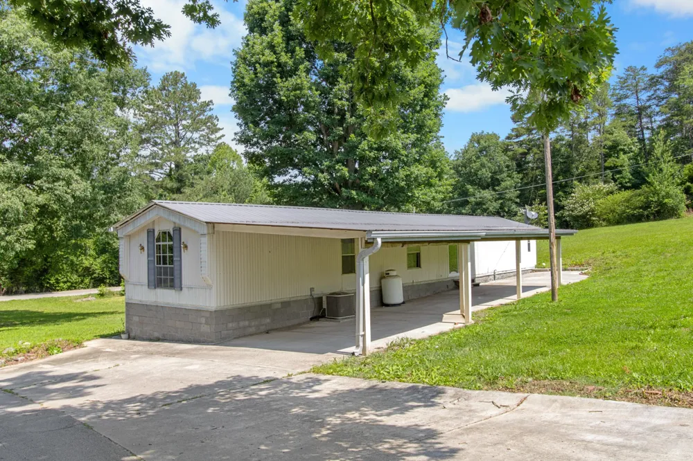 7215 Spooky Lane Ooltewah, TN 37363