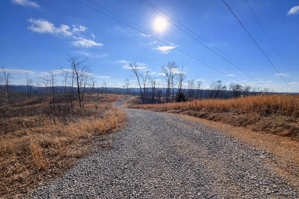 2734 River Road Decatur, TN 37322