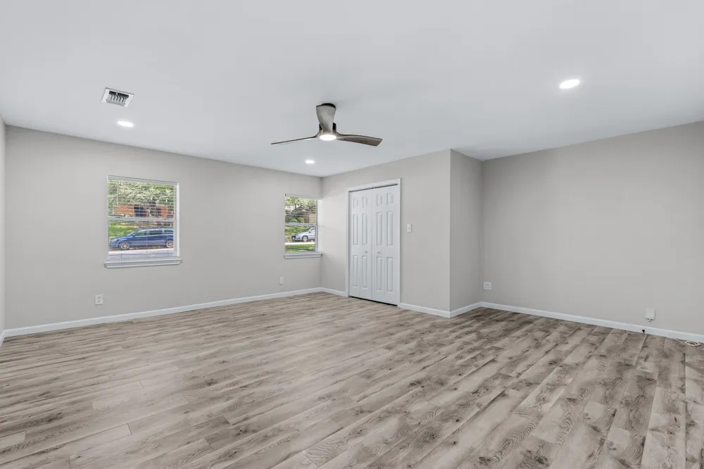 1213 Vivienne Street Weatherford, TX 76086