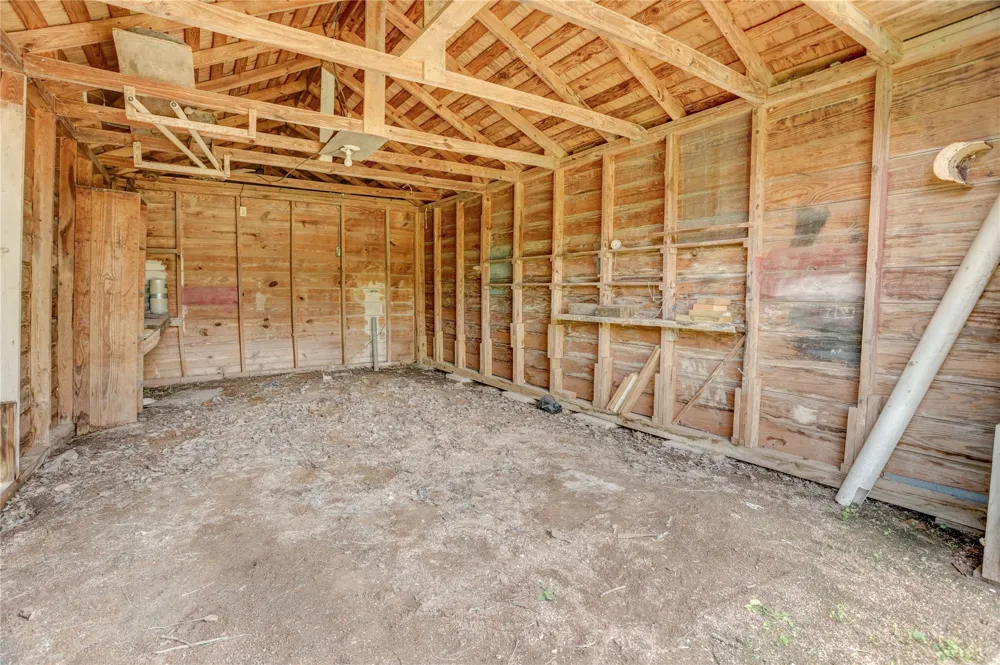 215 E Dahlgren Avenue Wharton, TX 77488