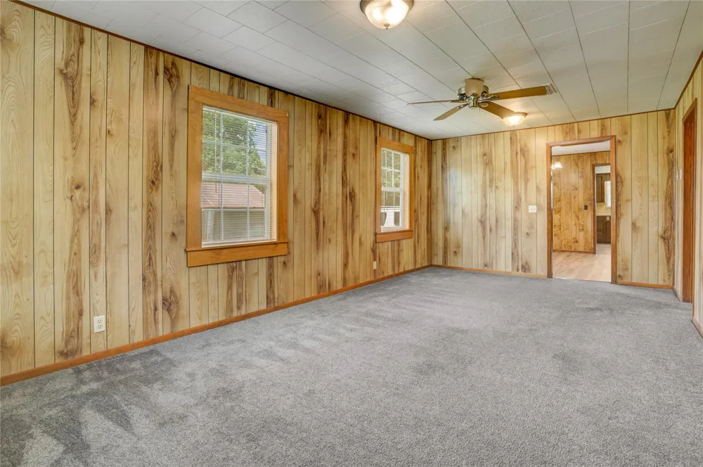 215 E Dahlgren Avenue Wharton, TX 77488