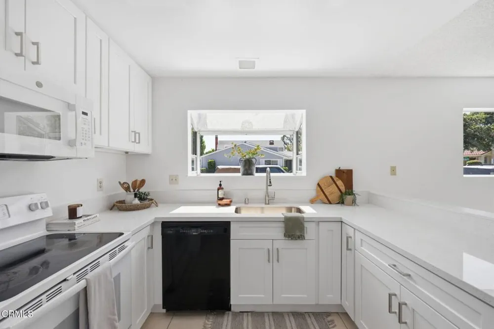 3440 Huerta Court Camarillo, CA 93010