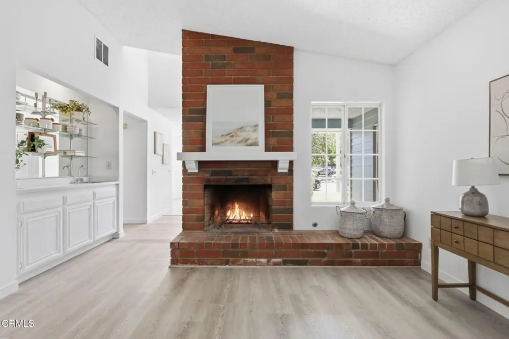 3440 Huerta Court Camarillo, CA 93010