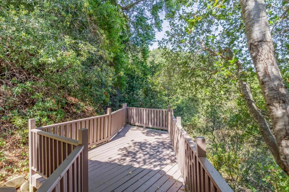 10955 Stonebrook Drive Los Altos Hills, CA 94024