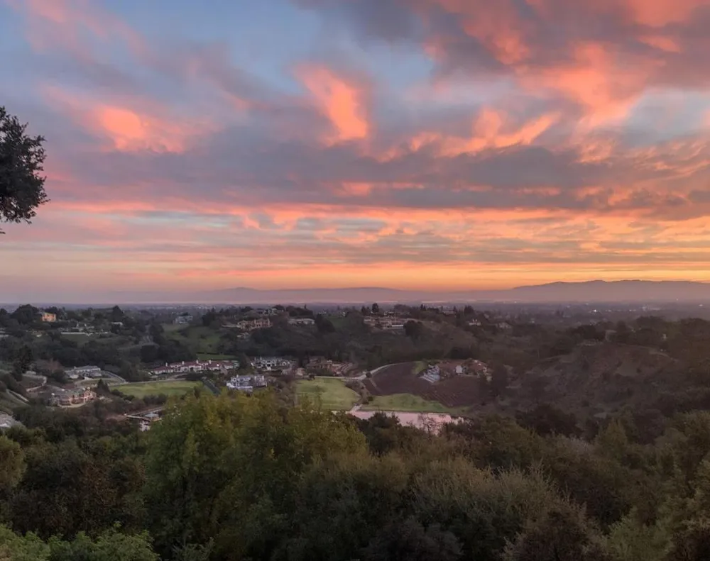 10955 Stonebrook Drive Los Altos Hills, CA 94024