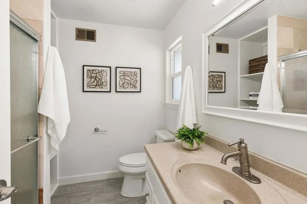 10955 Stonebrook Drive Los Altos Hills, CA 94024