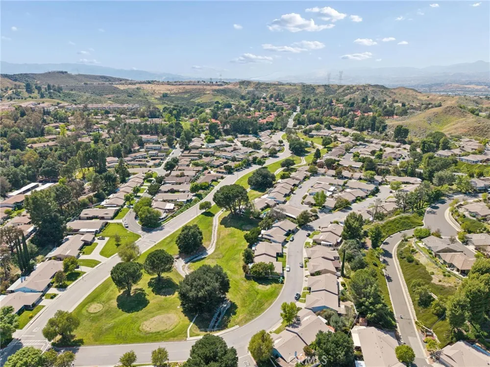 19311 Oak Crossing Road Newhall, CA 91321