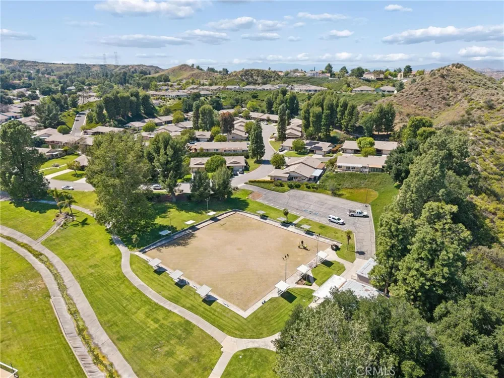 19311 Oak Crossing Road Newhall, CA 91321