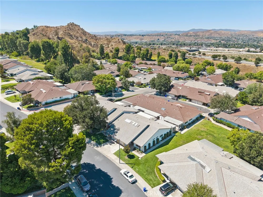 19311 Oak Crossing Road Newhall, CA 91321
