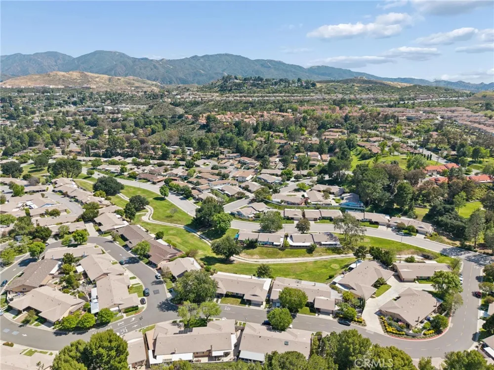 19311 Oak Crossing Road Newhall, CA 91321
