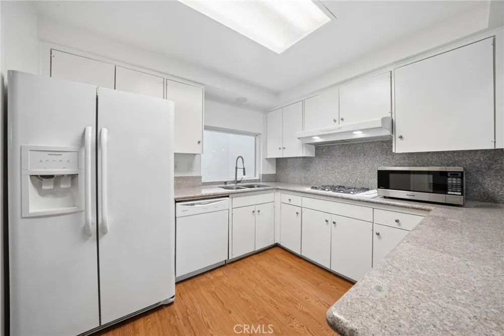 19311 Oak Crossing Road Newhall, CA 91321