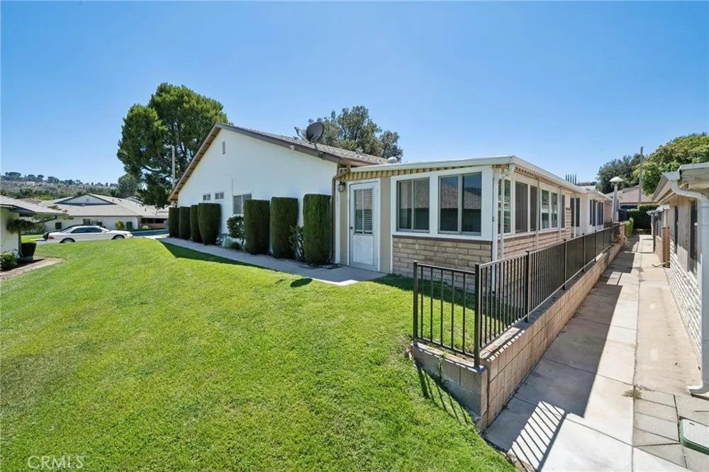 19311 Oak Crossing Road Newhall, CA 91321