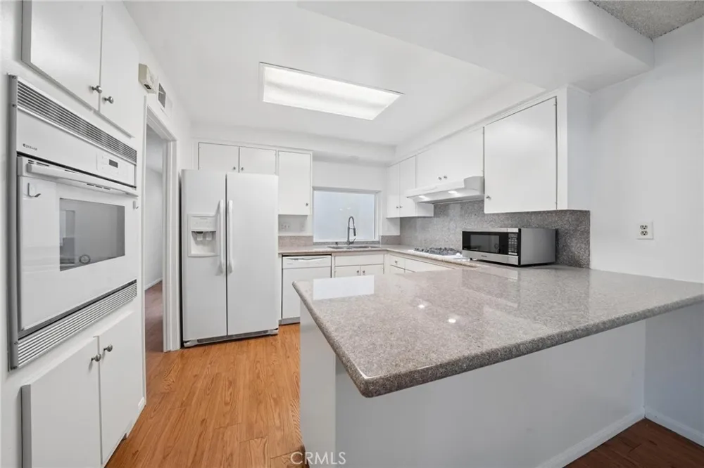 19311 Oak Crossing Road Newhall, CA 91321