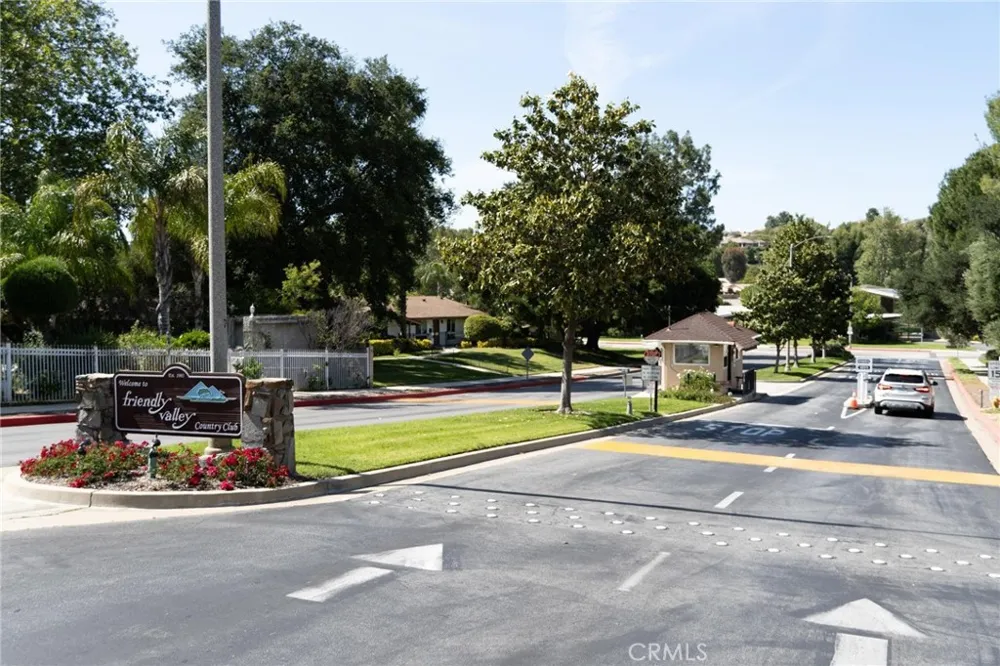 19311 Oak Crossing Road Newhall, CA 91321