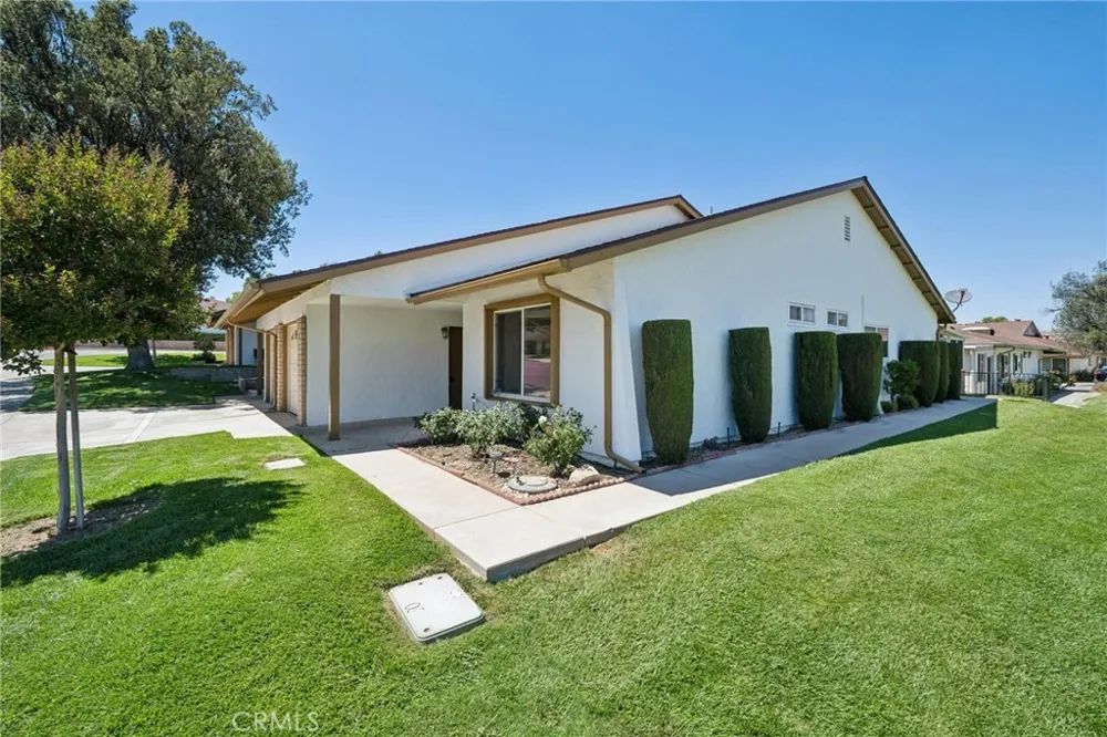 19311 Oak Crossing Road Newhall, CA 91321