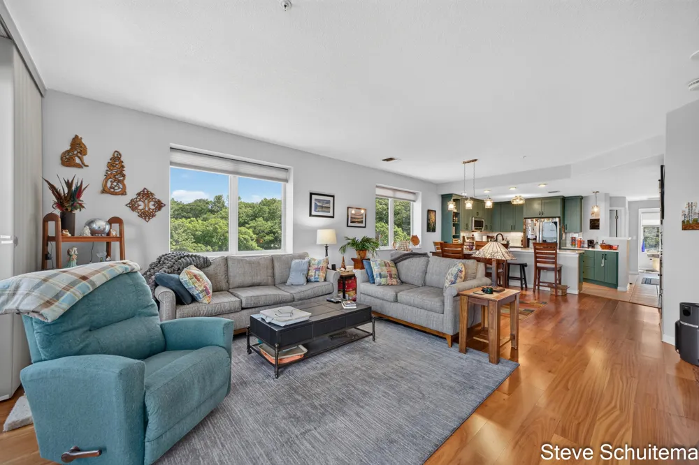 2964 Lakeshore Drive #E501 Muskegon, MI 49441