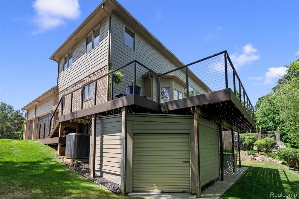 68960 Silver Fox Lane Washington Township, MI 48095
