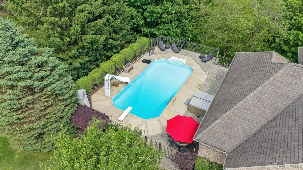 68960 Silver Fox Lane Washington Township, MI 48095