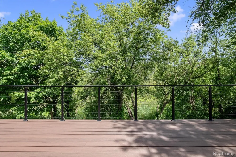 68960 Silver Fox Lane Washington Township, MI 48095