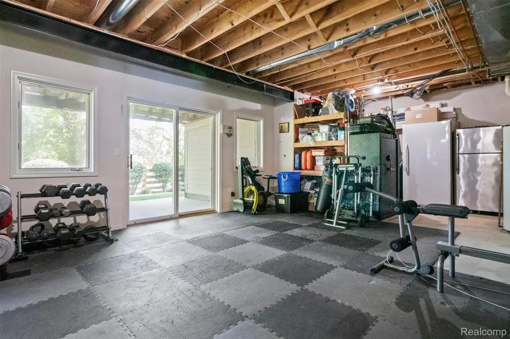 68960 Silver Fox Lane Washington Township, MI 48095