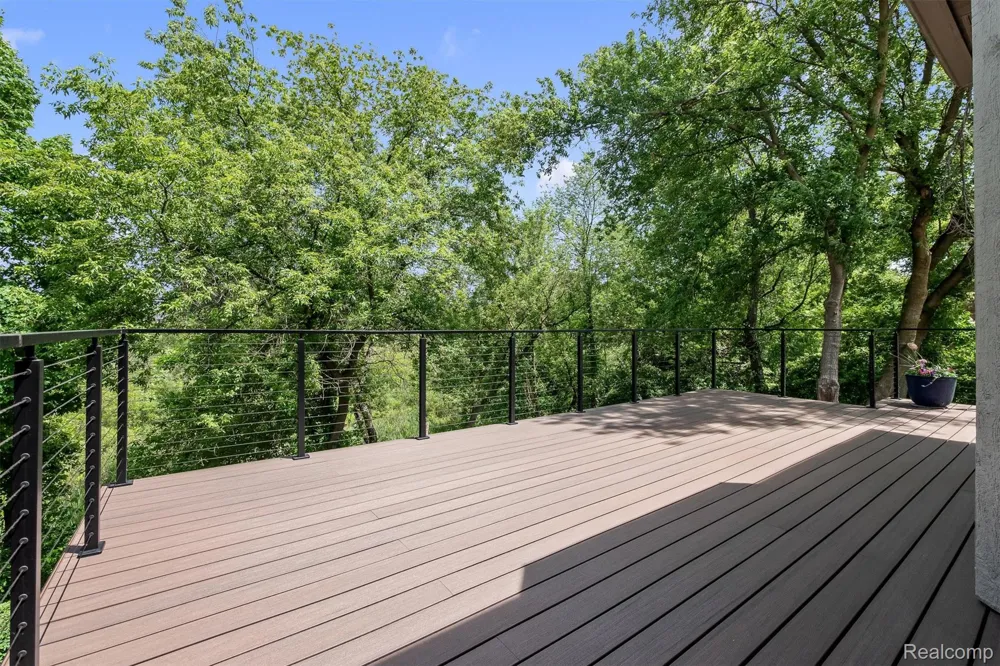 68960 Silver Fox Lane Washington Township, MI 48095