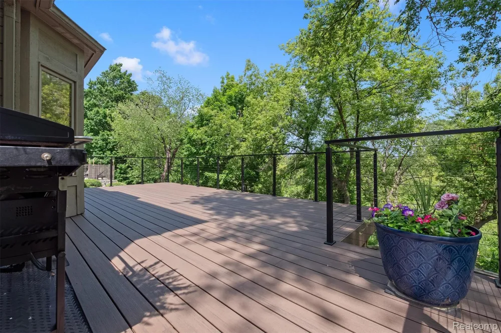 68960 Silver Fox Lane Washington Township, MI 48095