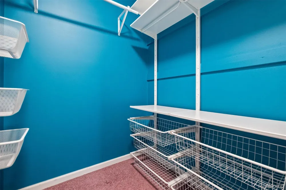 68960 Silver Fox Lane Washington Township, MI 48095