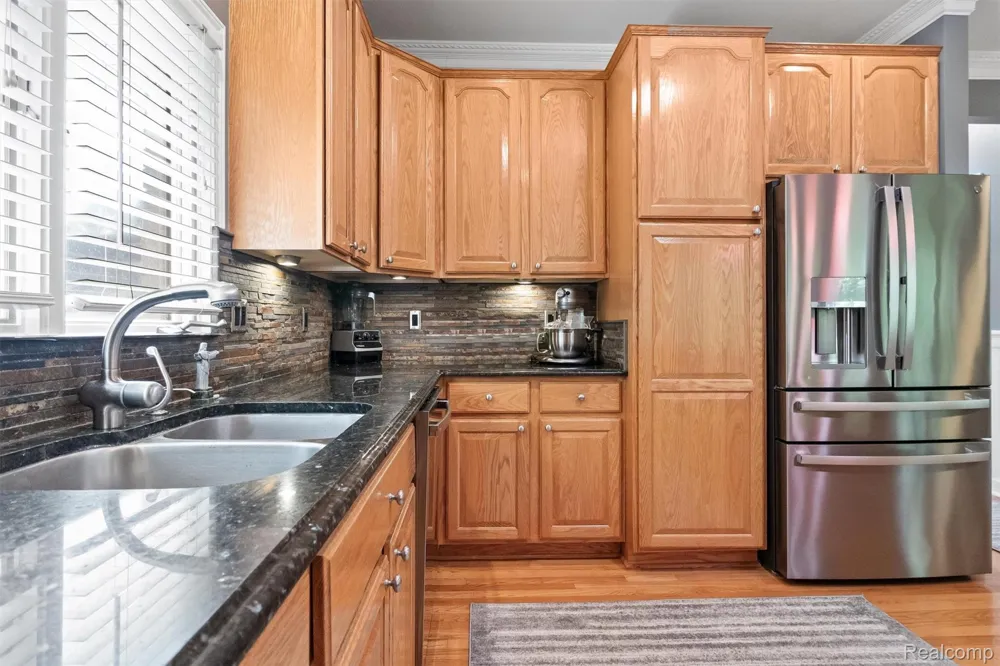 68960 Silver Fox Lane Washington Township, MI 48095