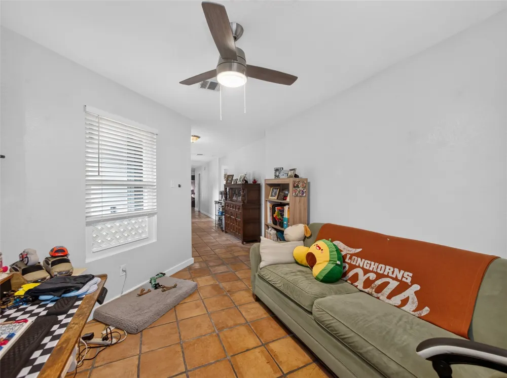 101 Texas Ash Cove Manchaca, TX 78652
