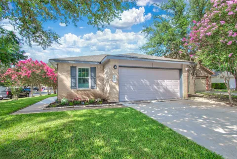 101 Texas Ash Cove