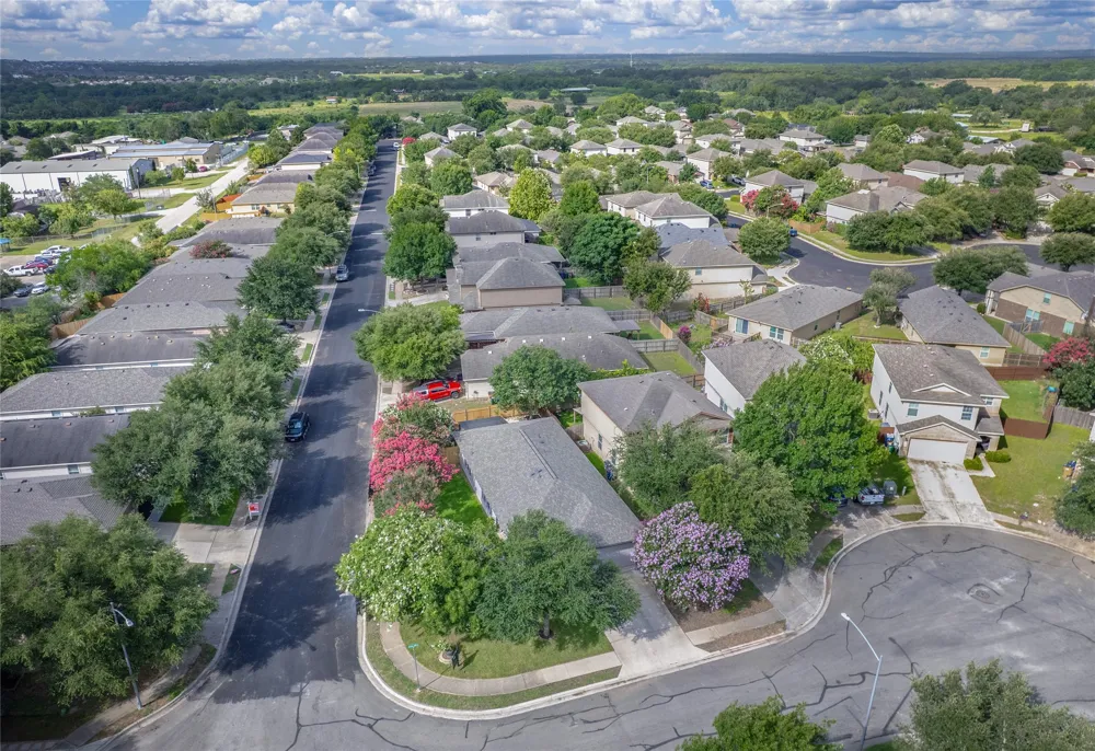 101 Texas Ash Cove Manchaca, TX 78652