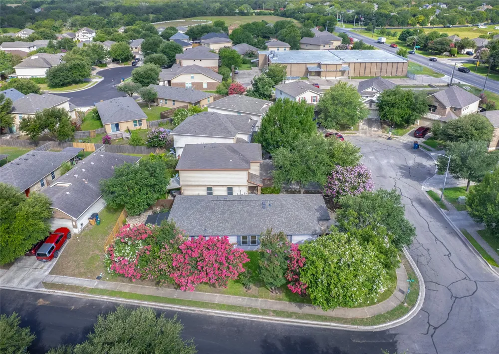 101 Texas Ash Cove Manchaca, TX 78652
