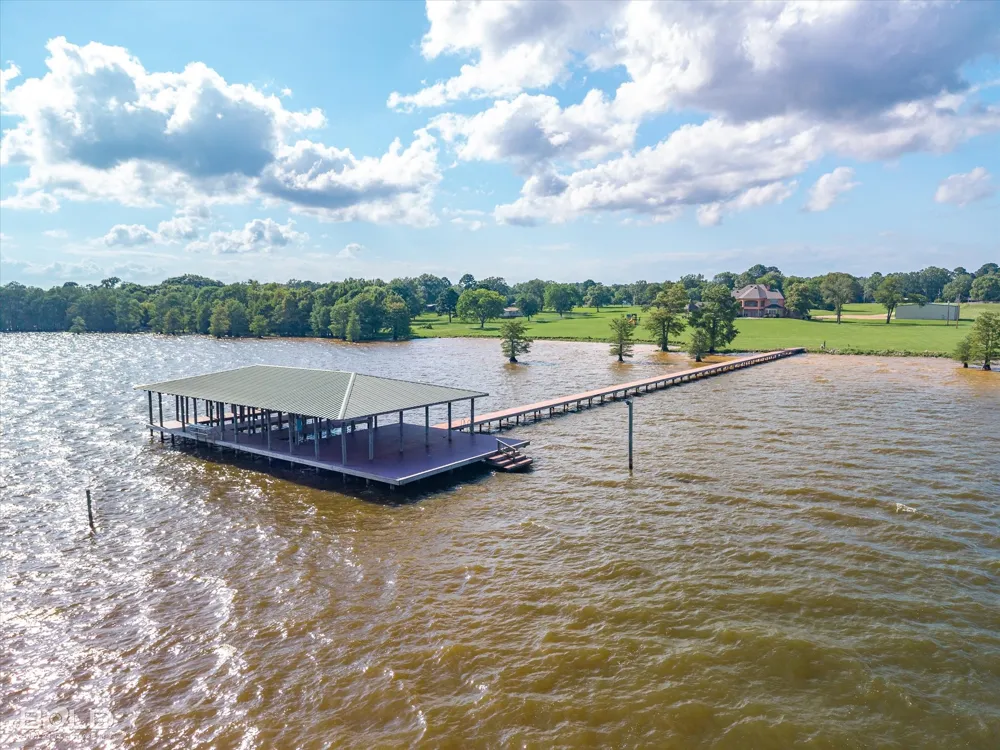 10099 Ferry Lake Road Oil City, LA 71061