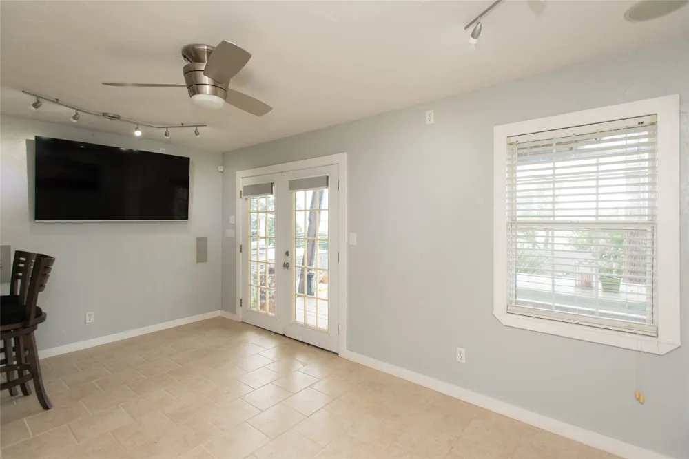 116 Isle Of View Drive Tool, TX 75143