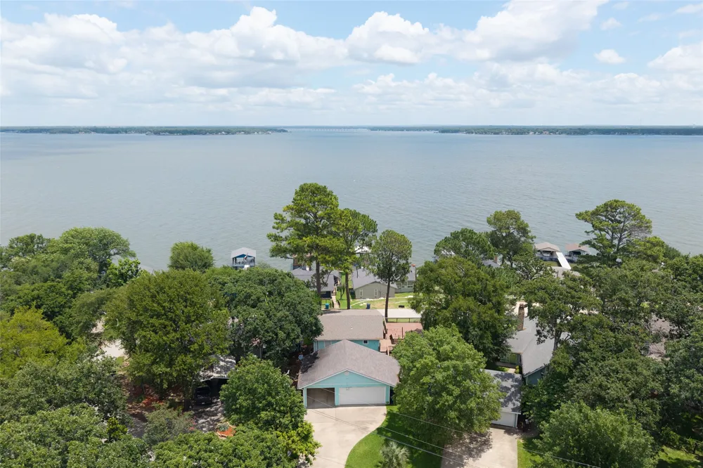 116 Isle Of View Drive Tool, TX 75143