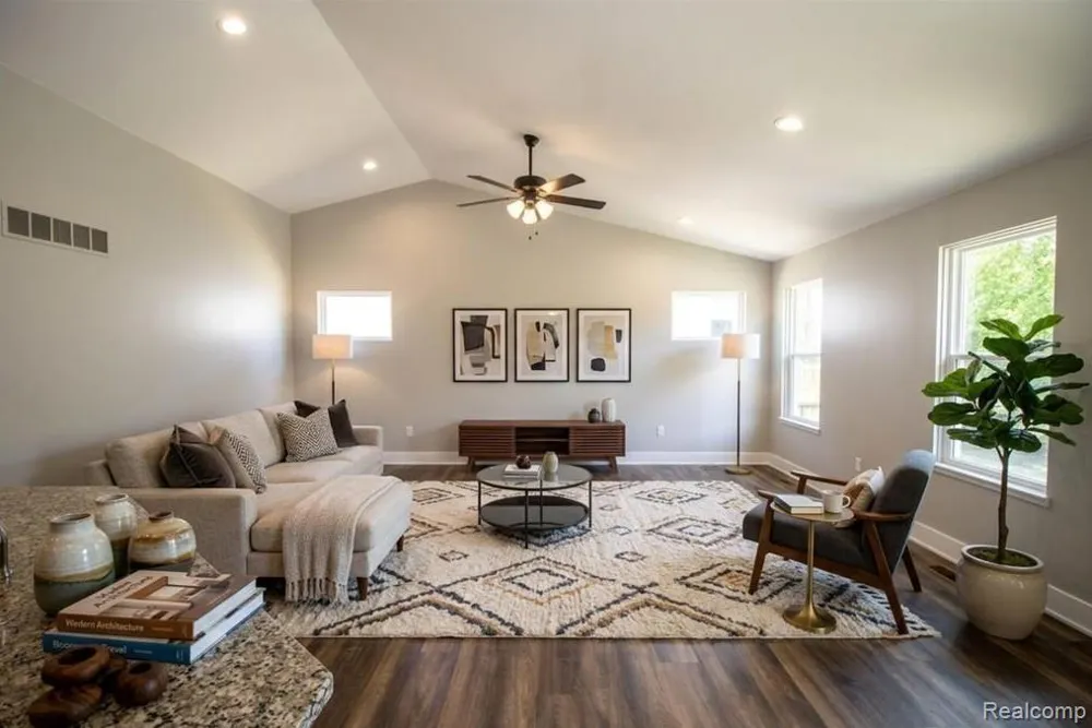11449 Hidden Oaks Drive Vienna Charter Township, MI 48420