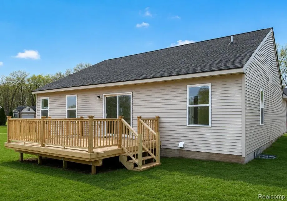 11449 Hidden Oaks Drive Vienna Charter Township, MI 48420