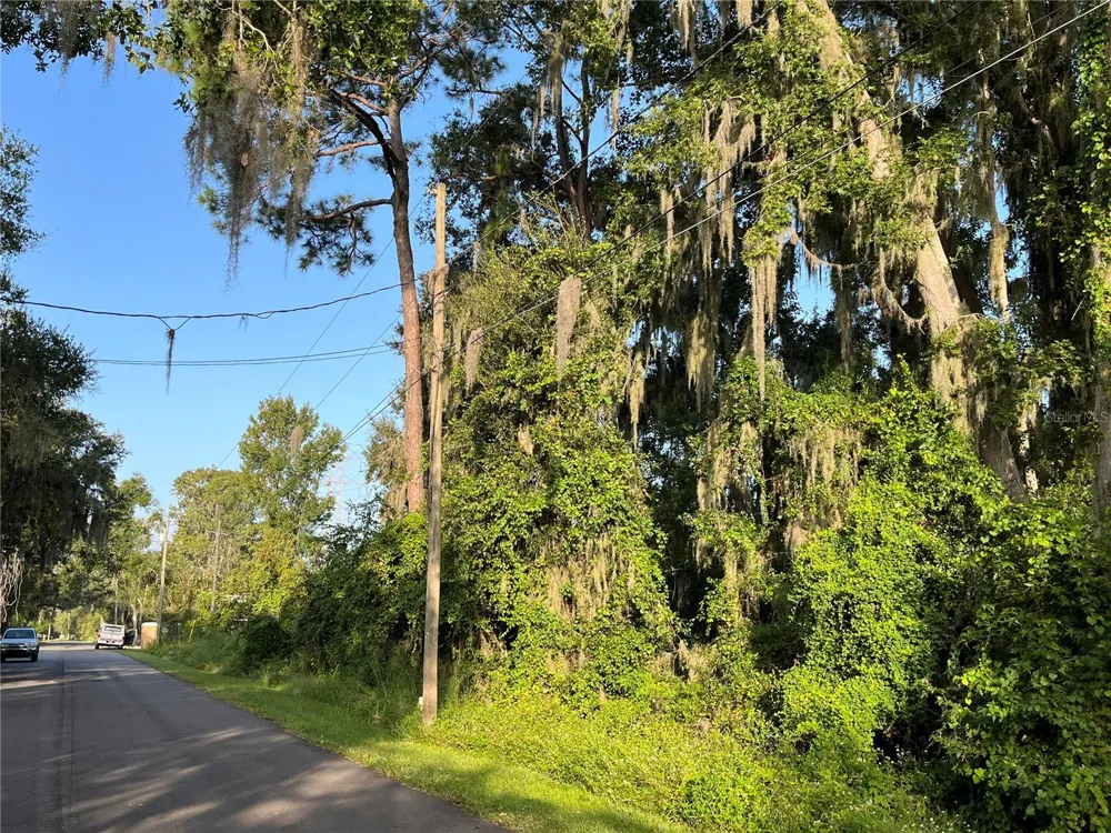 268 TOMS ROAD Debary, FL 32713